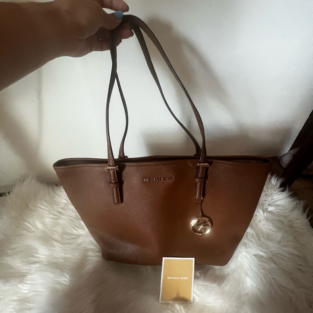 Micheal Kors tote